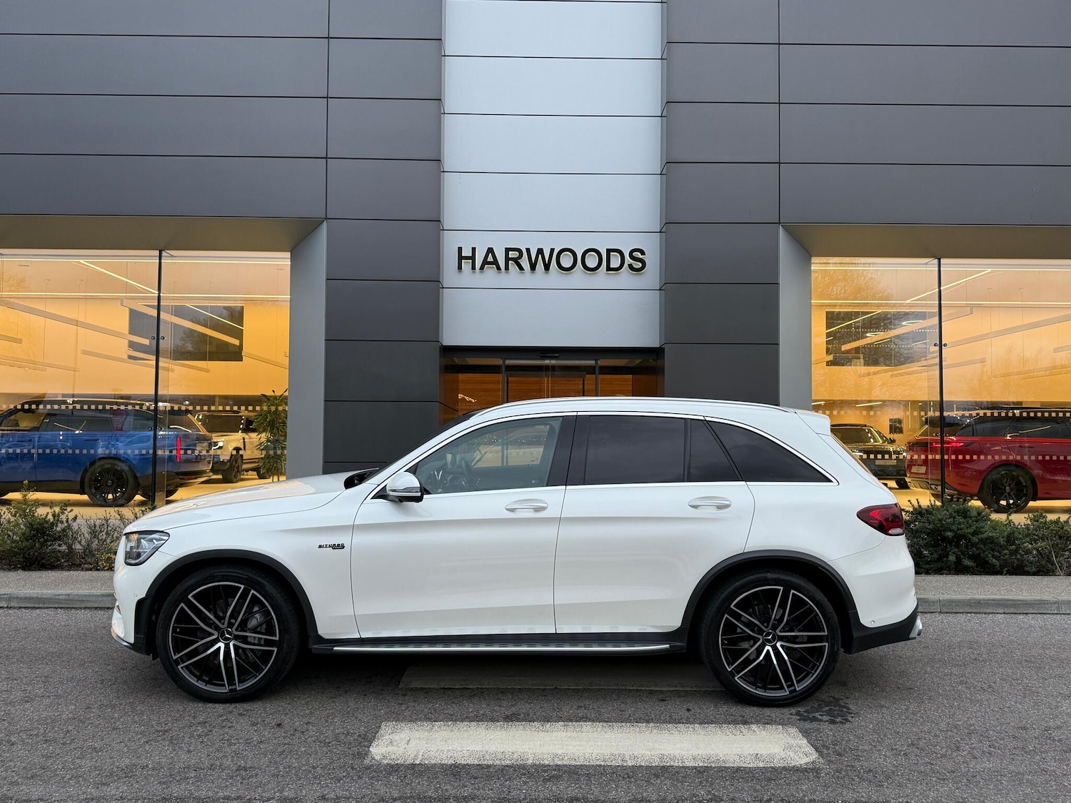 Used Mercedes-Benz GLC 2021 for sale - 76898588: Photo 10