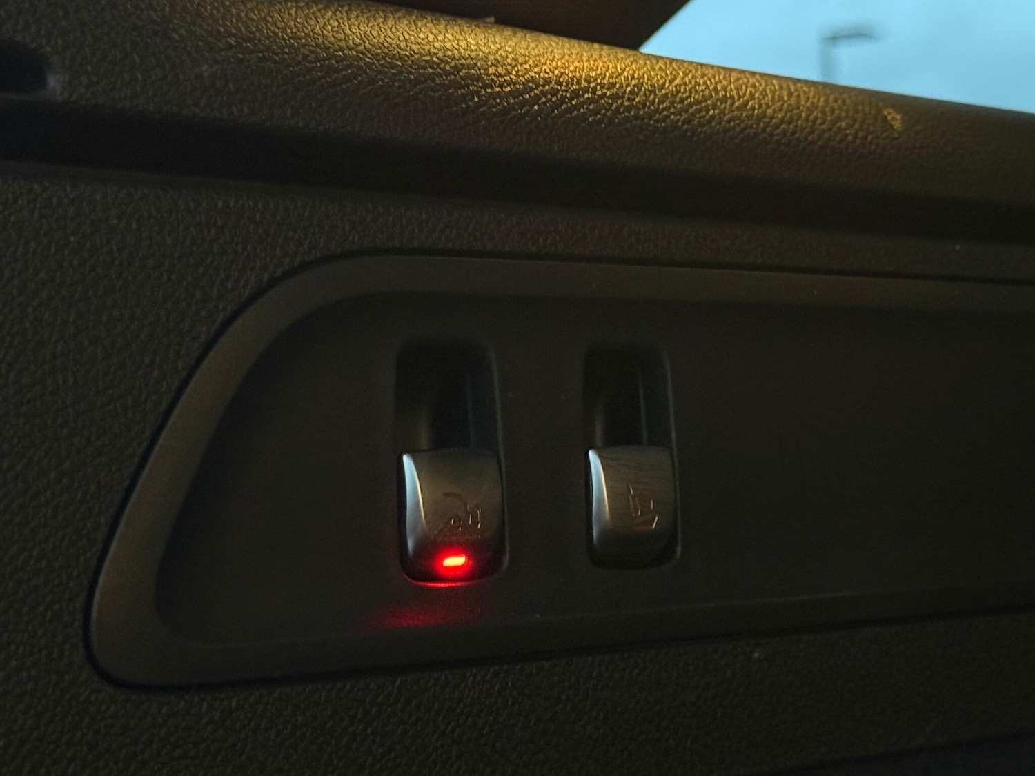 Used Mercedes-Benz GLC 2021 for sale - 76898588: Photo 34