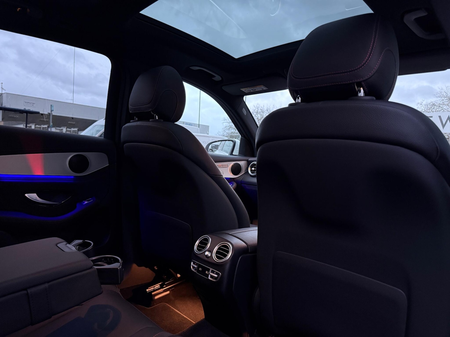 Used Mercedes-Benz GLC 2021 for sale - 76898588: Photo 38