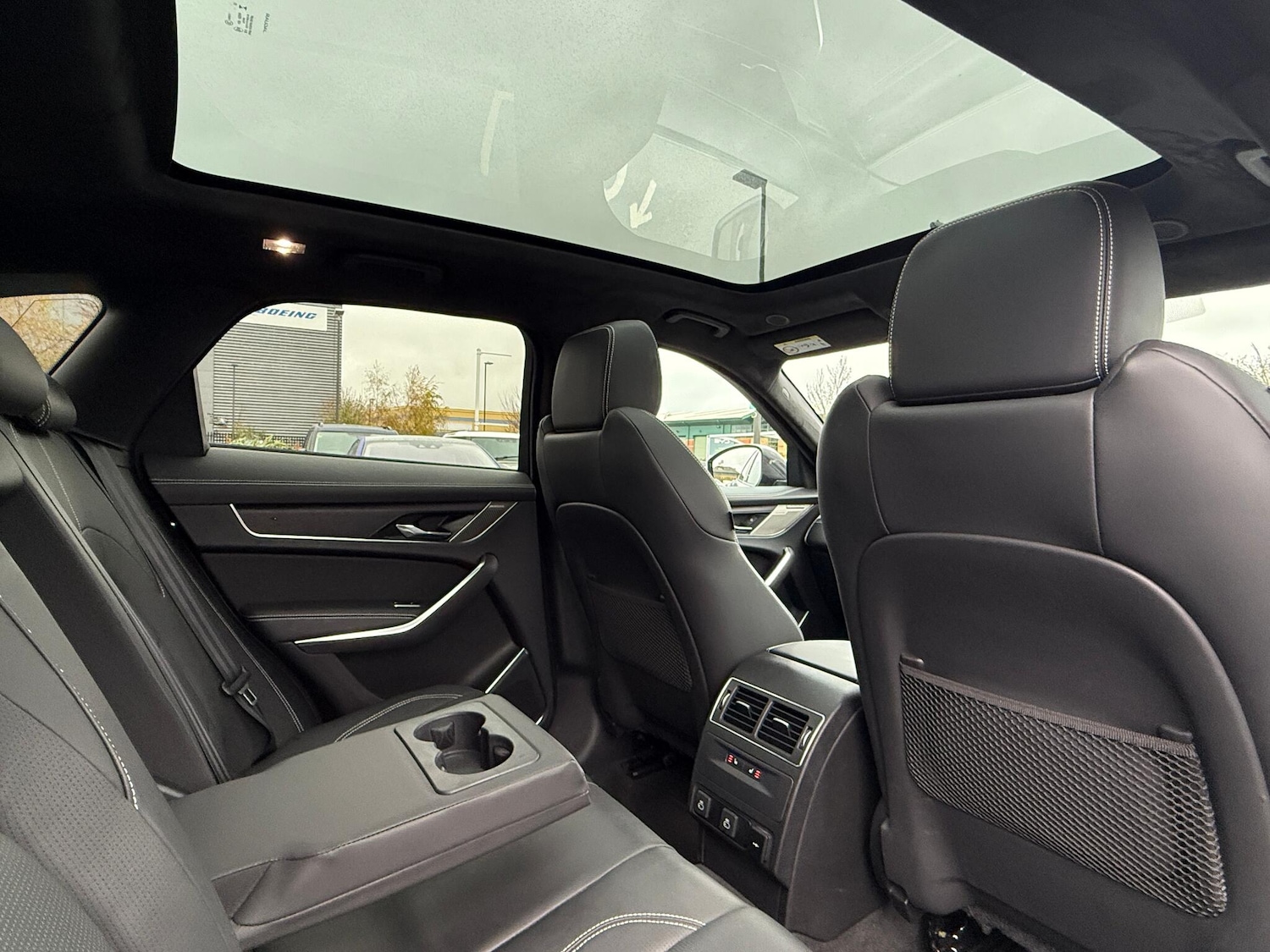 Used Jaguar F-Pace for sale - 76727743: Photo 32