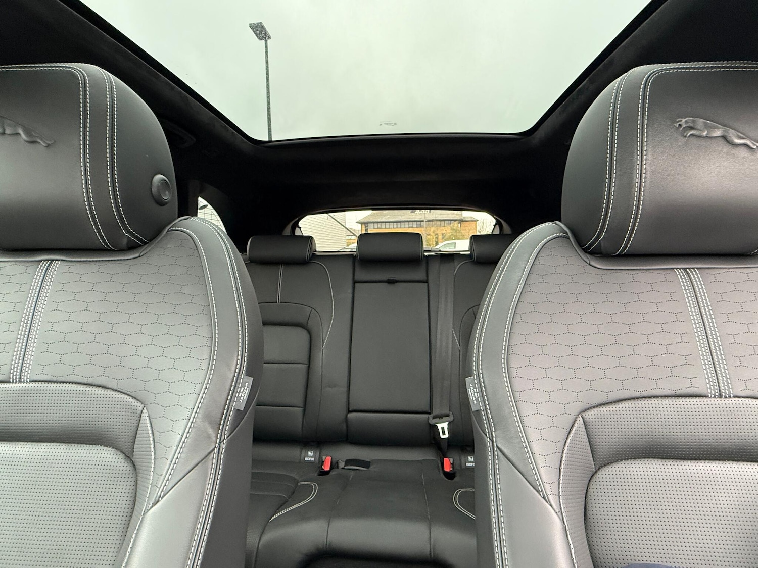 Used Jaguar F-Pace for sale - 76727743: Photo 34