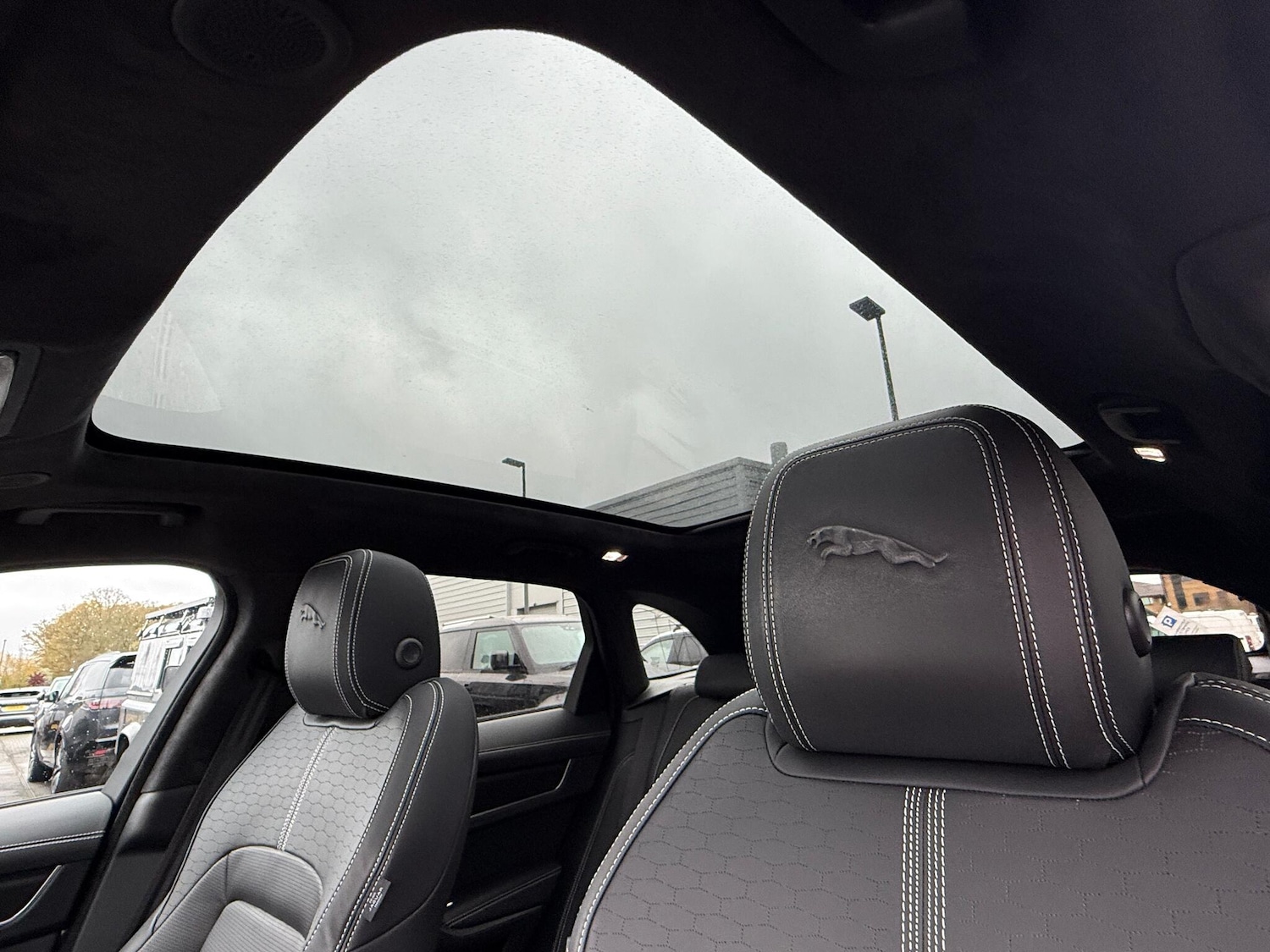 Used Jaguar F-Pace for sale - 76727743: Photo 4