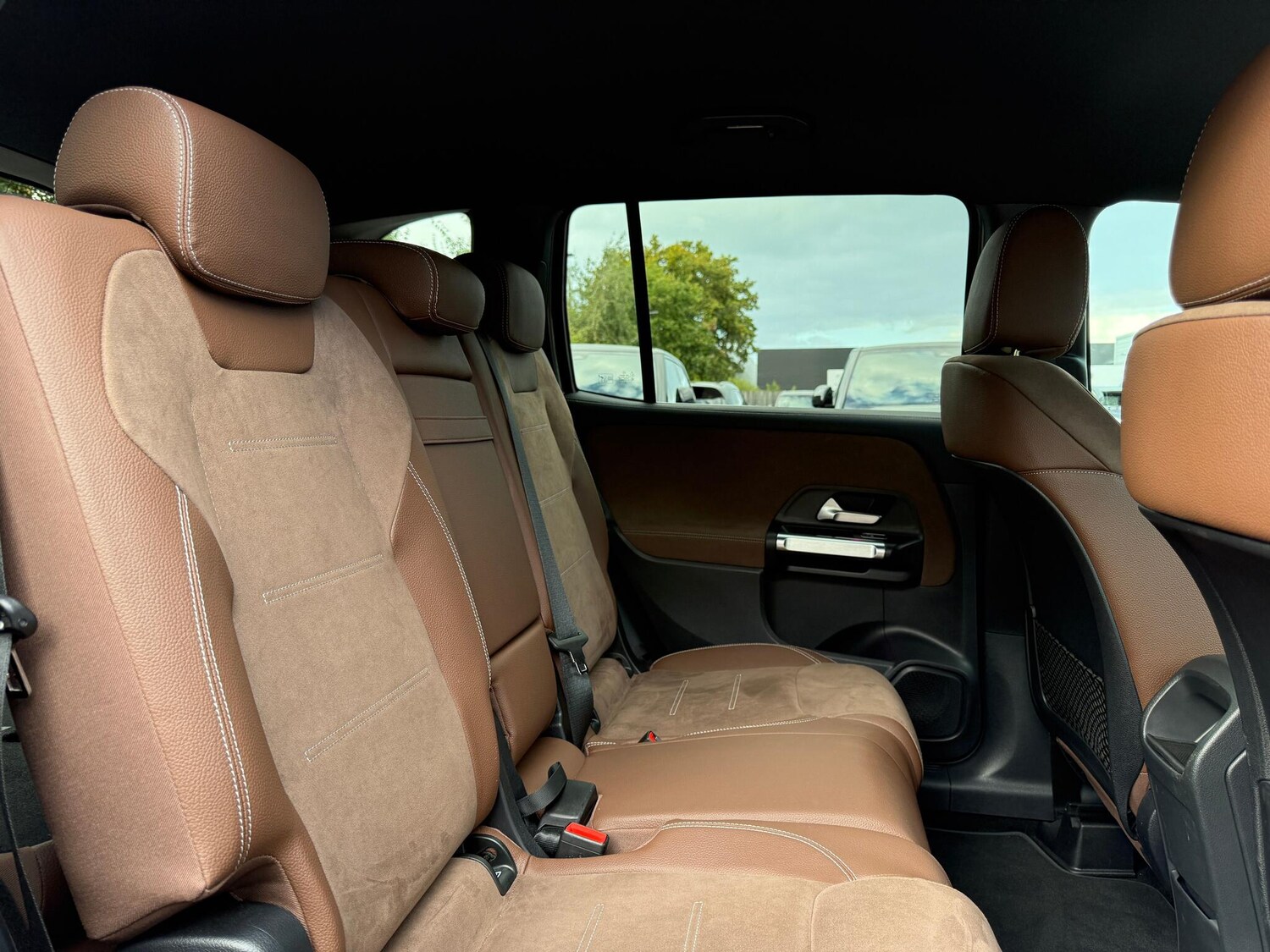 Used Mercedes-Benz GLB 2025 for sale - 76060812: Photo 44