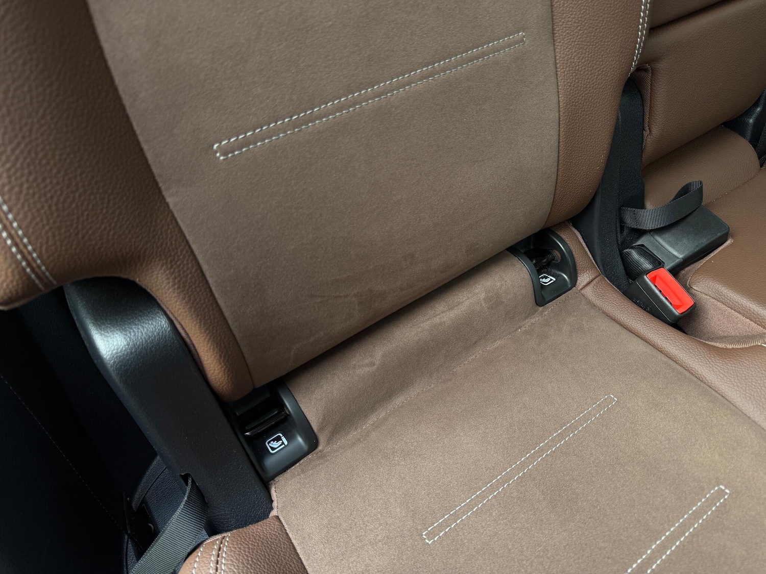 Used Mercedes-Benz GLB 2025 for sale - 76060812: Photo 46