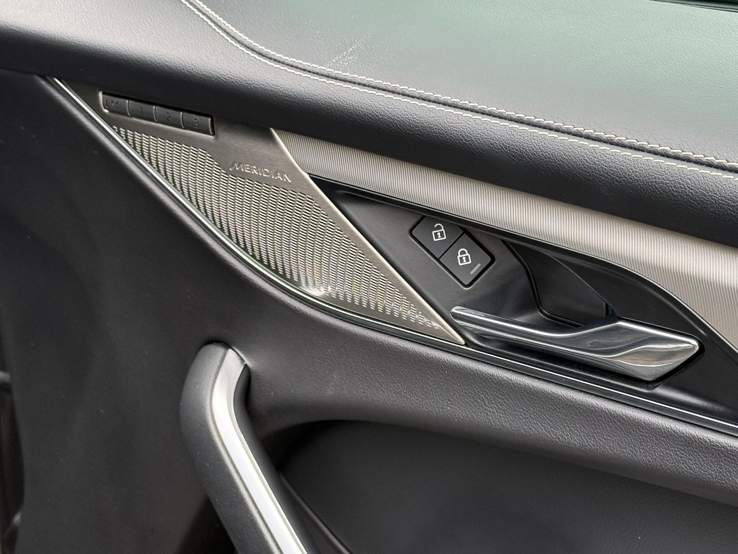 Used Jaguar F-Pace 2024 for sale - 77376164: Photo 25