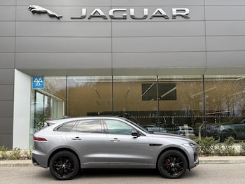 Used Jaguar F-Pace 2024 for sale - 77376164: Photo