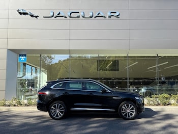 Used Jaguar F-Pace 2021 for sale - 76084276: Photo