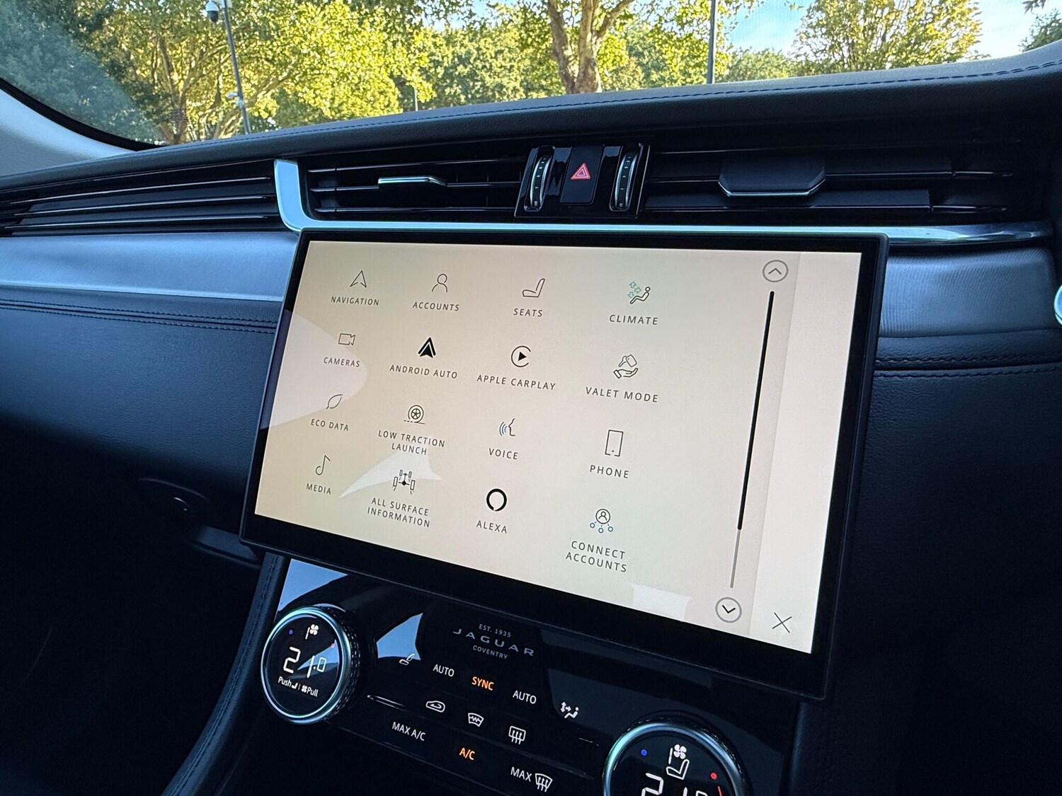 Used Jaguar F-Pace 2021 for sale - 76084276: Photo 54