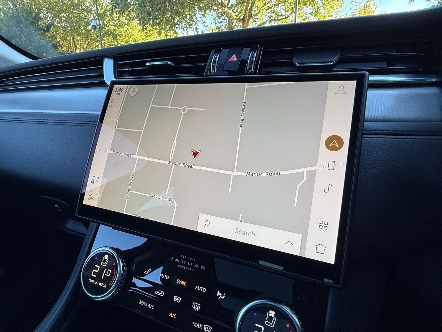 Used Jaguar F-Pace 2021 for sale - 76084276: Photo 6