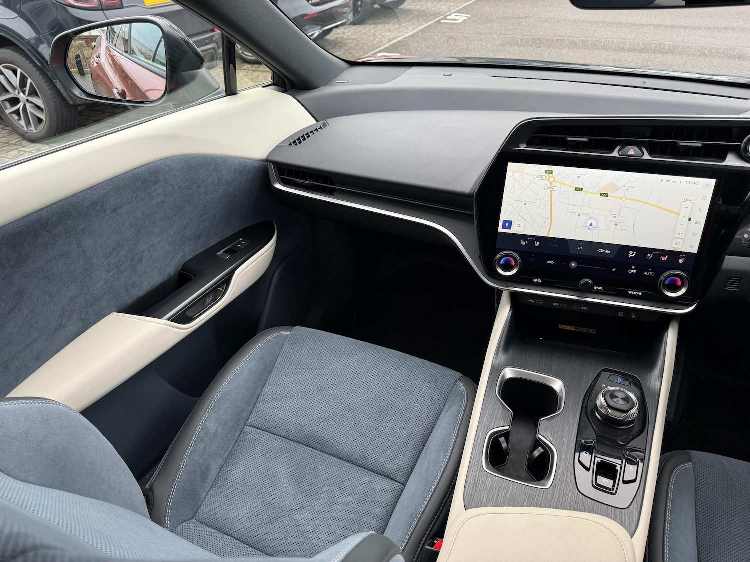 Used Lexus RZ 2024 for sale - 77253728: Photo 23