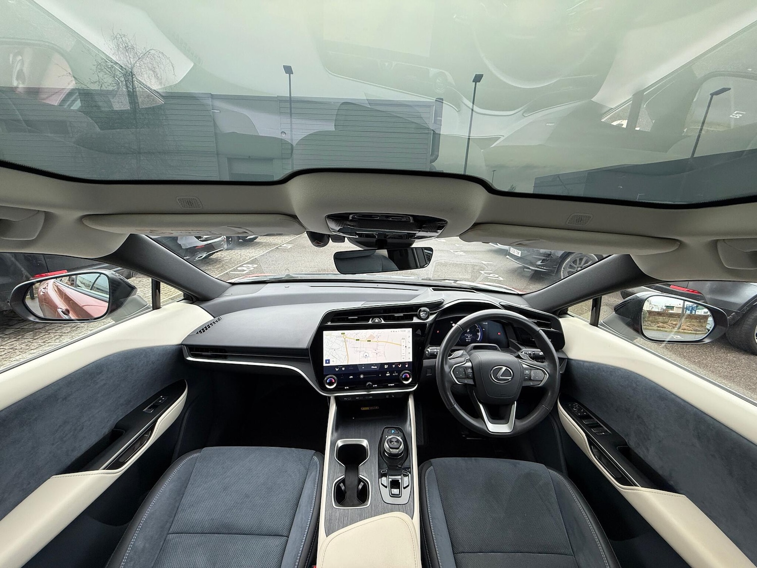 Used Lexus RZ 2024 for sale - 77253728: Photo 3