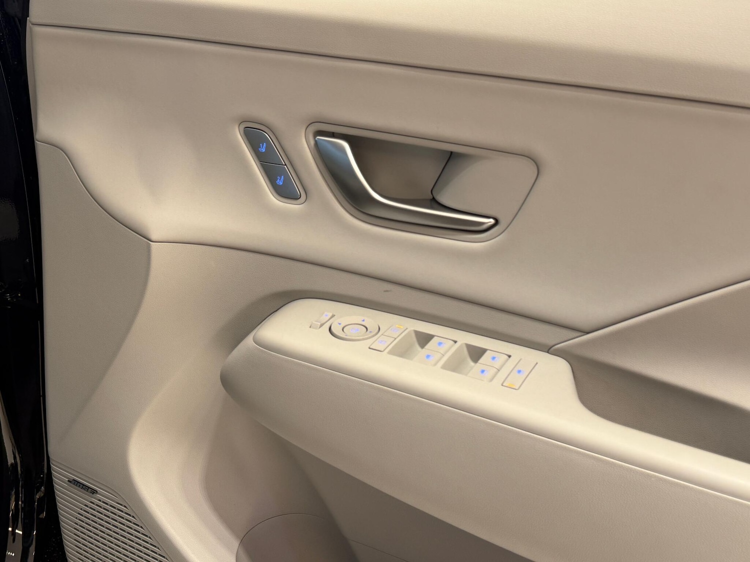 Used Hyundai KONA 2023 for sale - 76824317: Photo 29