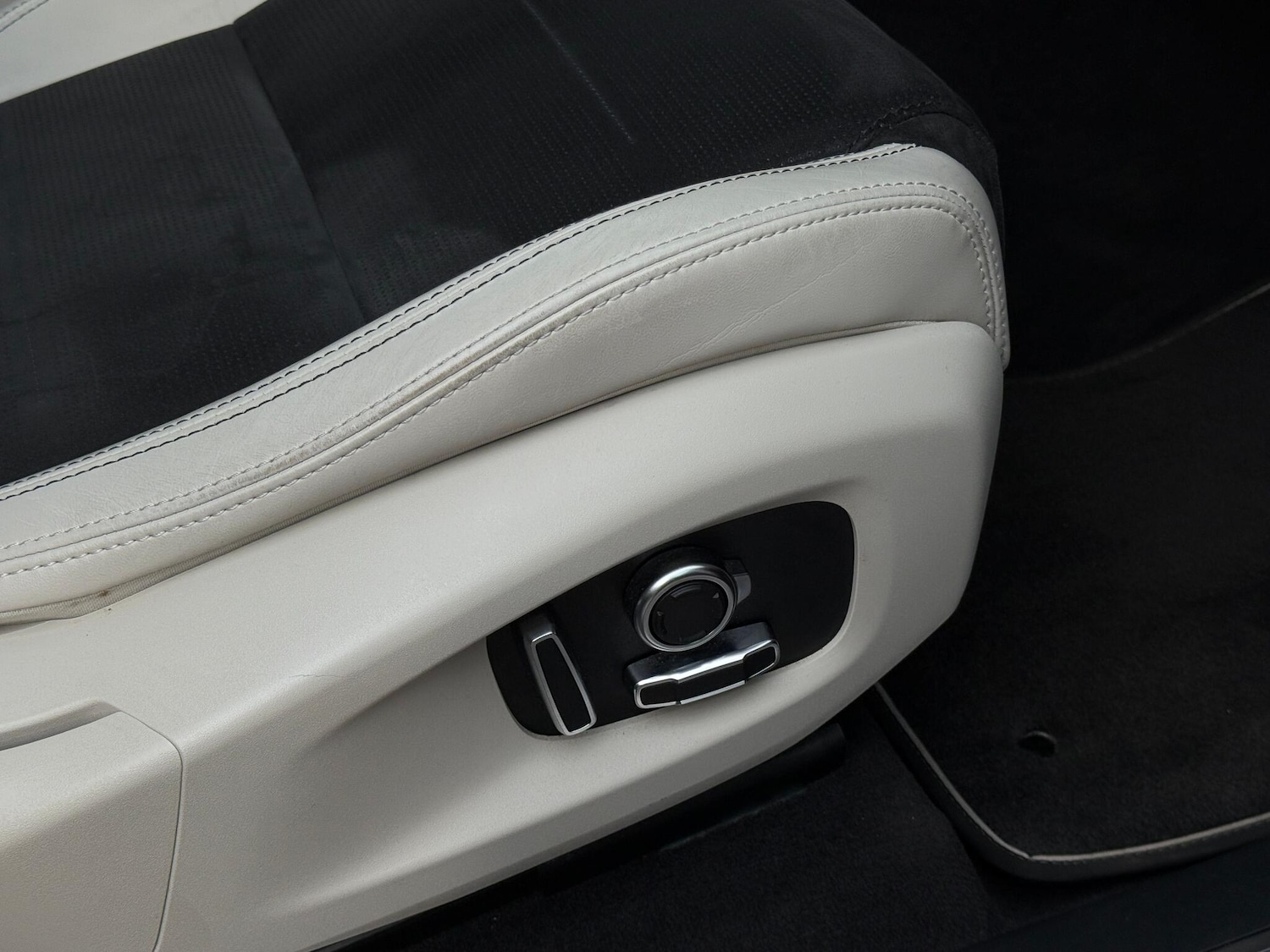 Used Jaguar F-Pace 2024 for sale - 76151876: Photo 45