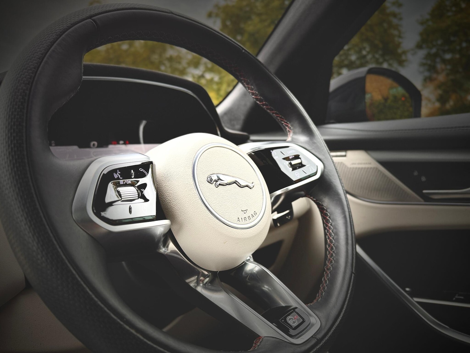 Used Jaguar F-Pace 2024 for sale - 76151876: Photo 49