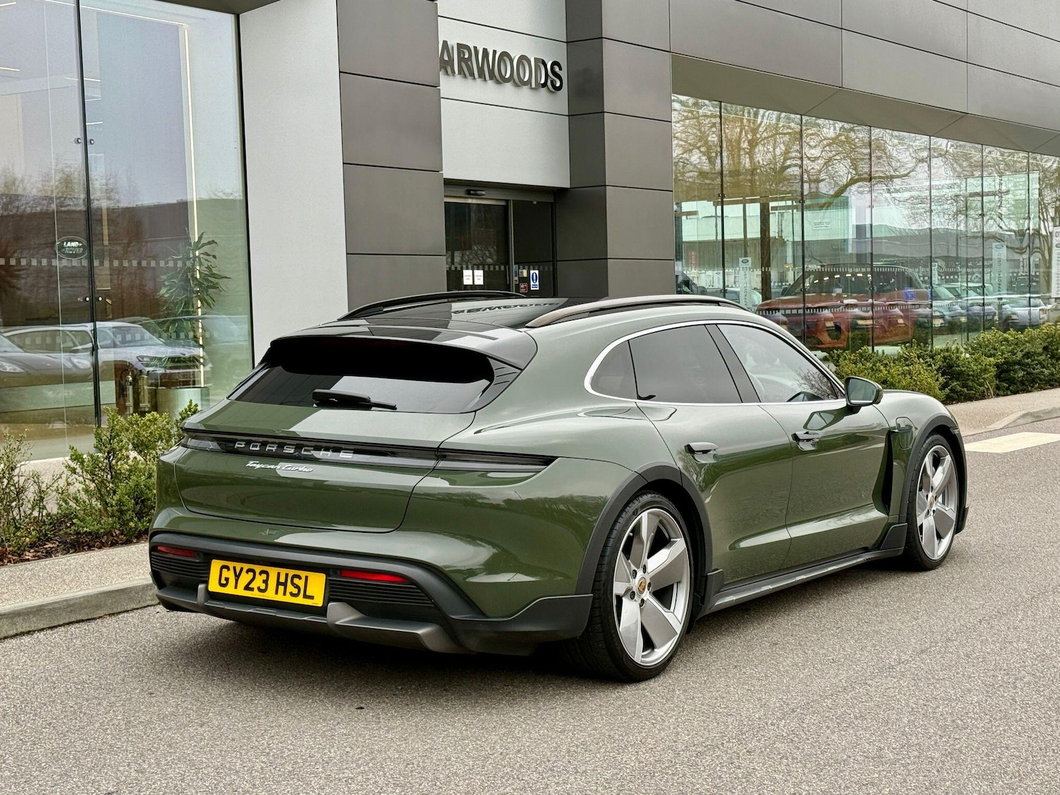 Used Porsche Taycan 2023 for sale - 77351618: Photo 13