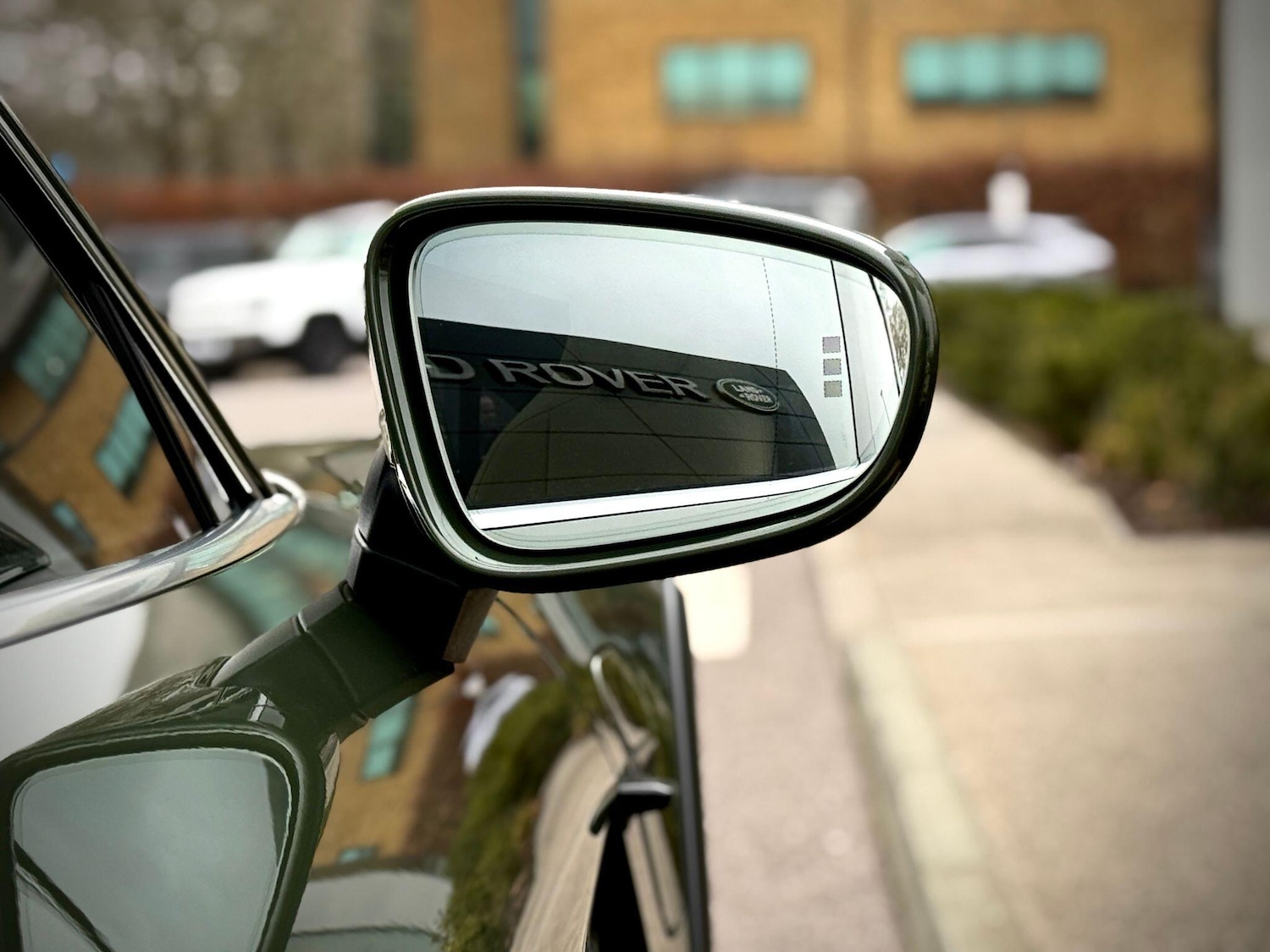 Used Porsche Taycan 2023 for sale - 77351618: Photo 14