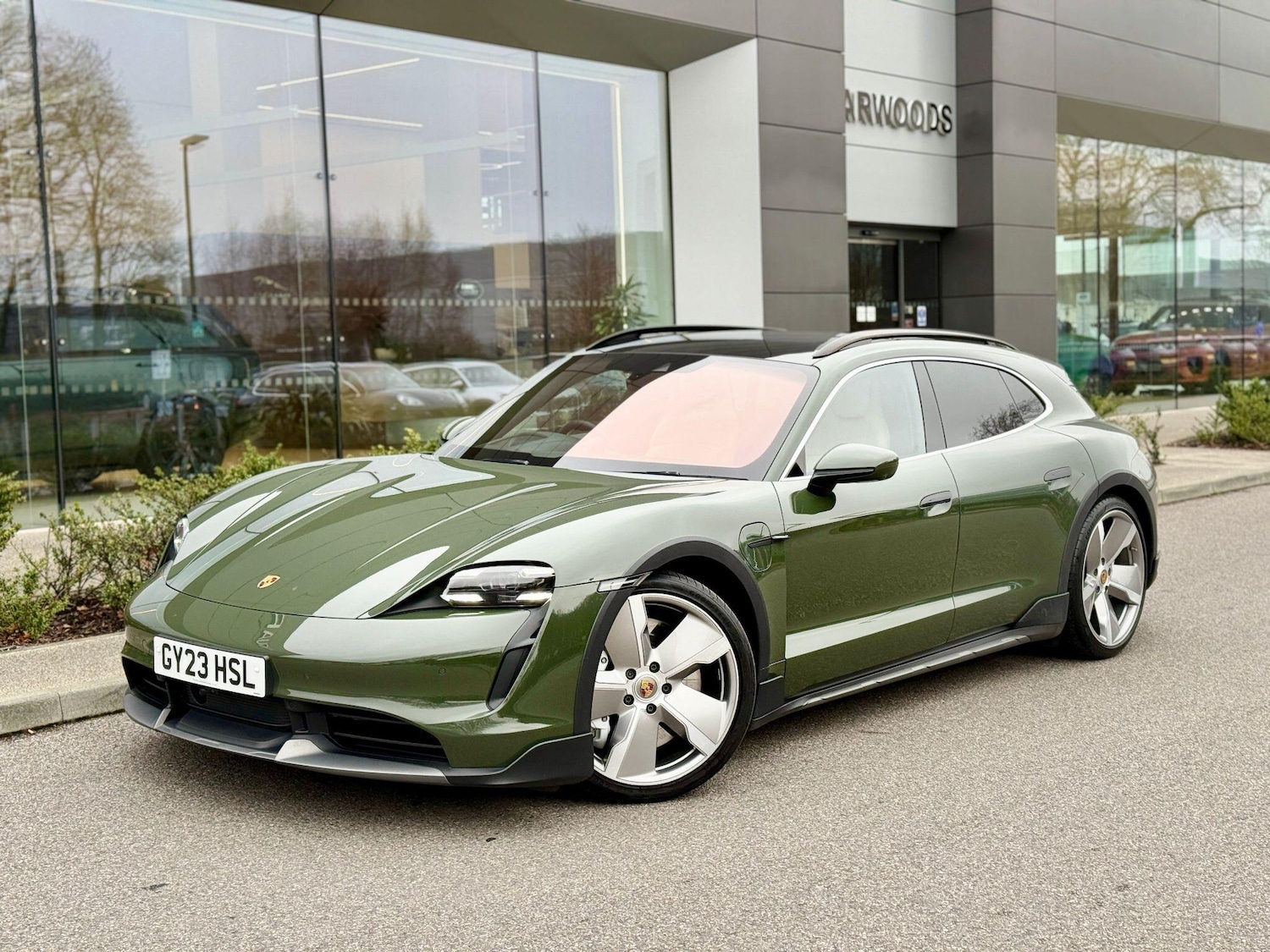 Used Porsche Taycan 2023 for sale - 77351618: Photo 22