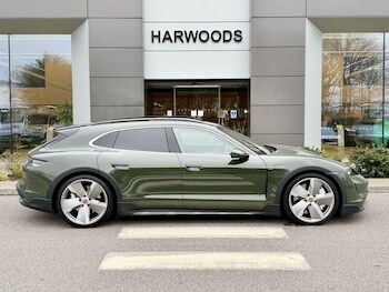 Used Porsche Taycan 2023 for sale - 77351618: Photo