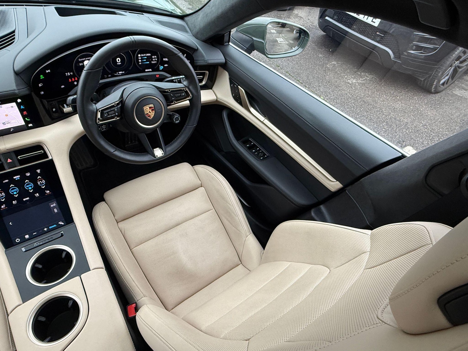 Used Porsche Taycan 2023 for sale - 77351618: Photo 35