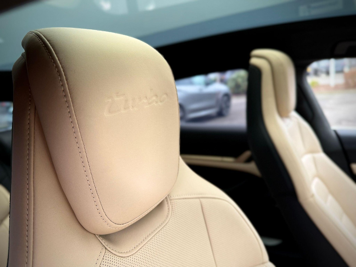 Used Porsche Taycan 2023 for sale - 77351618: Photo 45