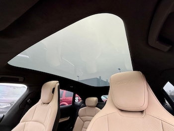 Used Porsche Taycan 2023 for sale - 77351618: Photo