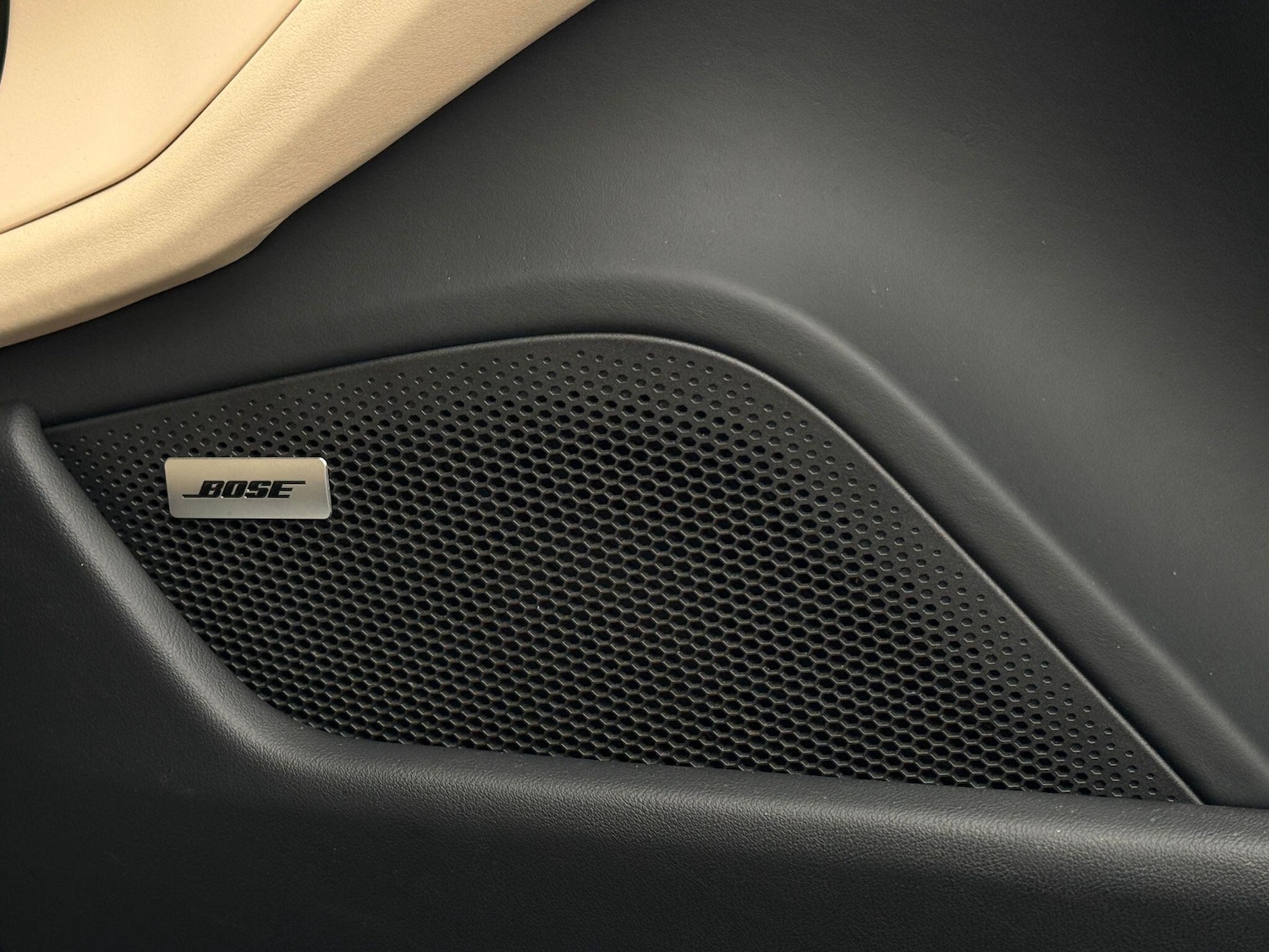 Used Porsche Taycan 2023 for sale - 77351618: Photo 63