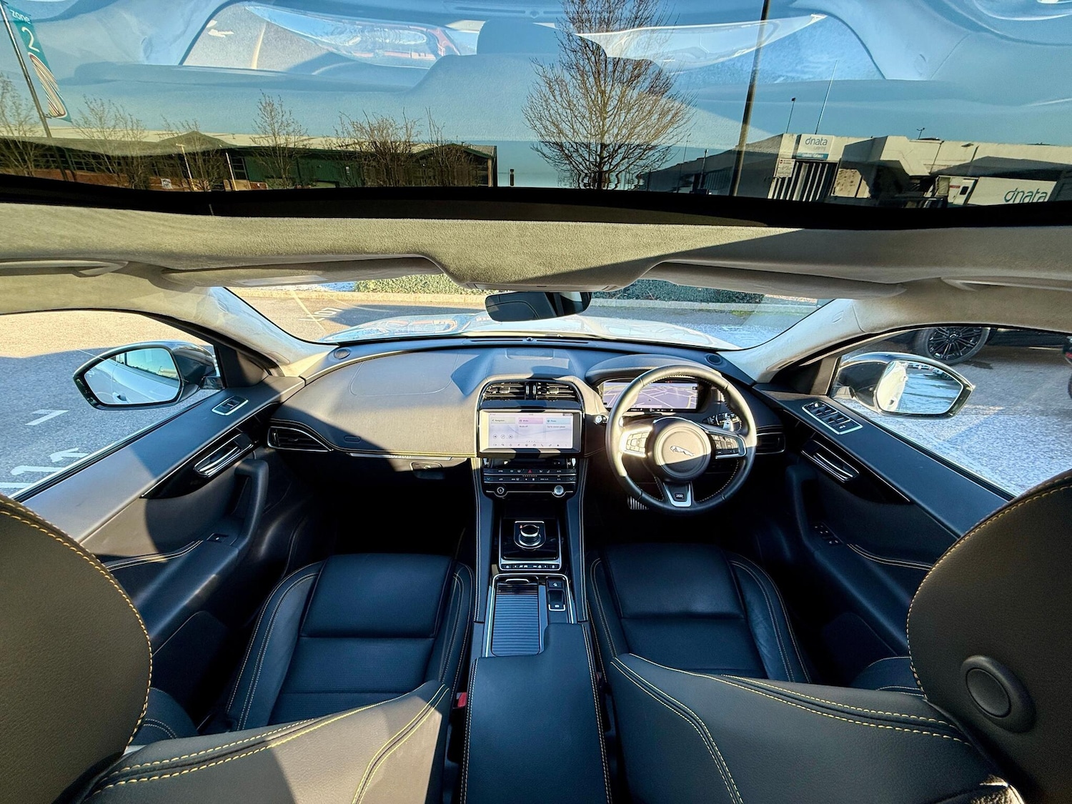 Used Jaguar F-Pace 2019 for sale - 77120379: Photo 3