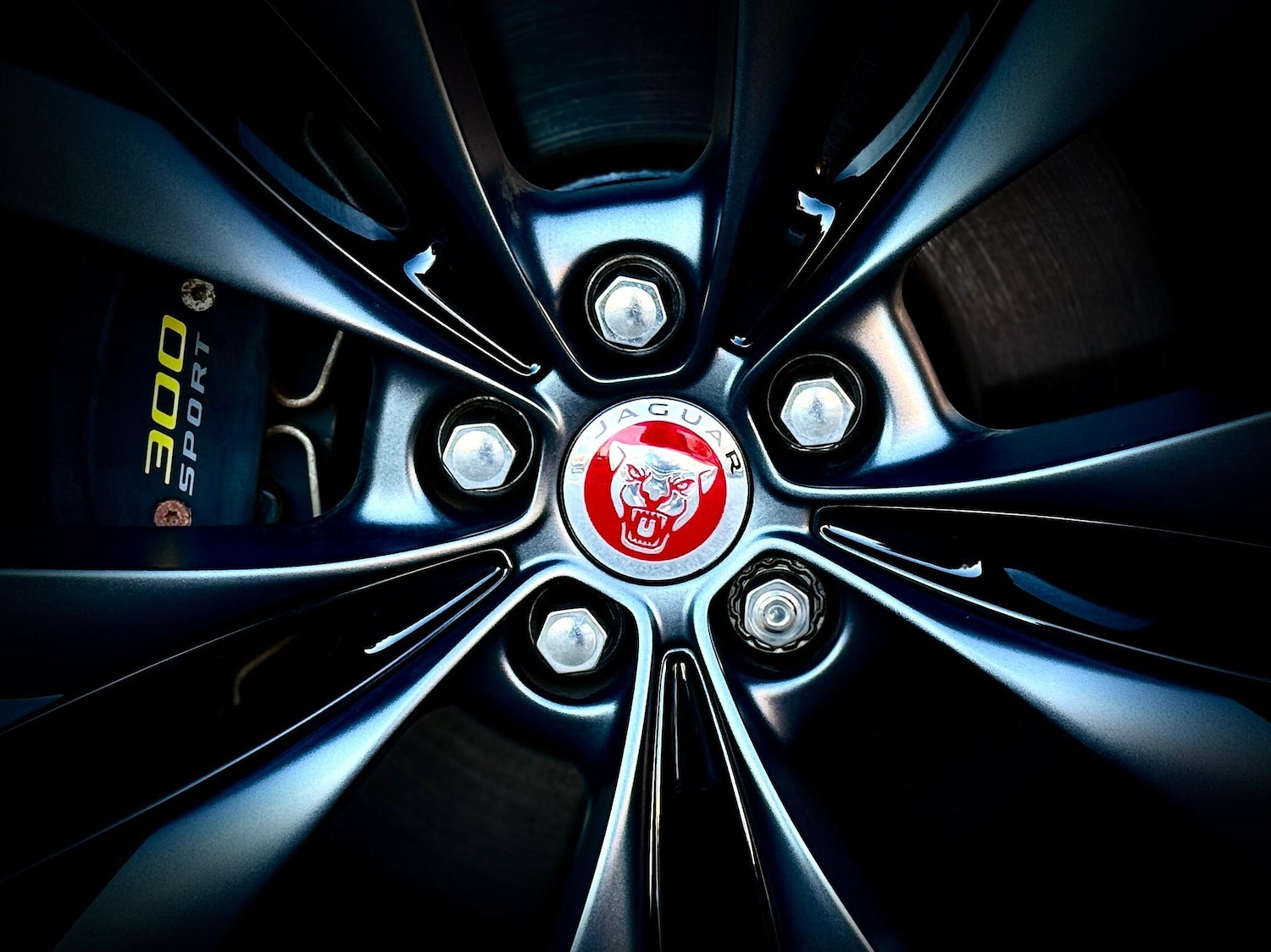 Used Jaguar F-Pace 2019 for sale - 77120379: Photo 8