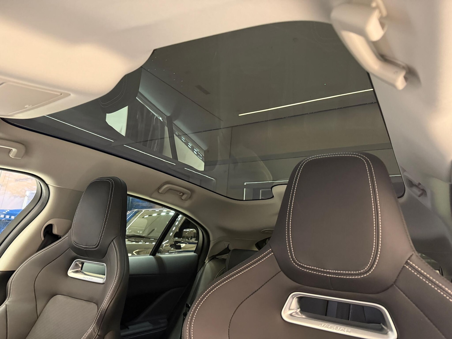 Used Jaguar I-Pace 2019 for sale - 77343769: Photo 4