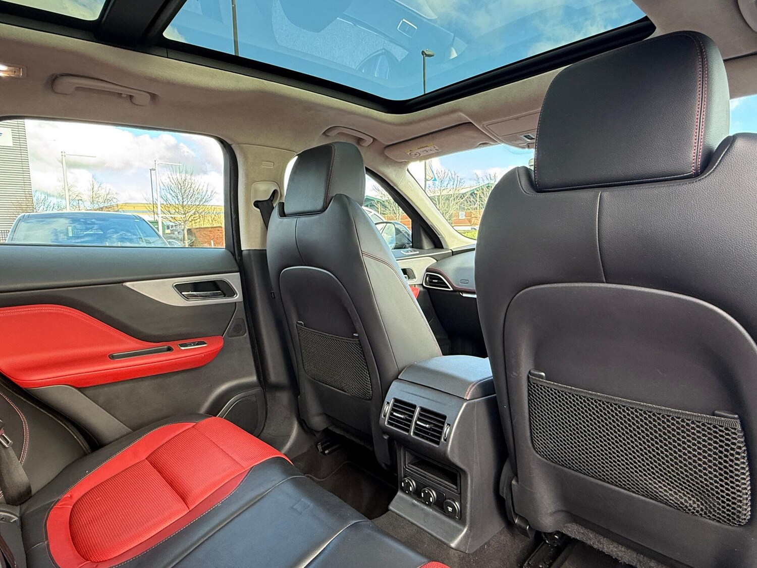 Used Jaguar F-Pace 2018 for sale - 77455073: Photo 14