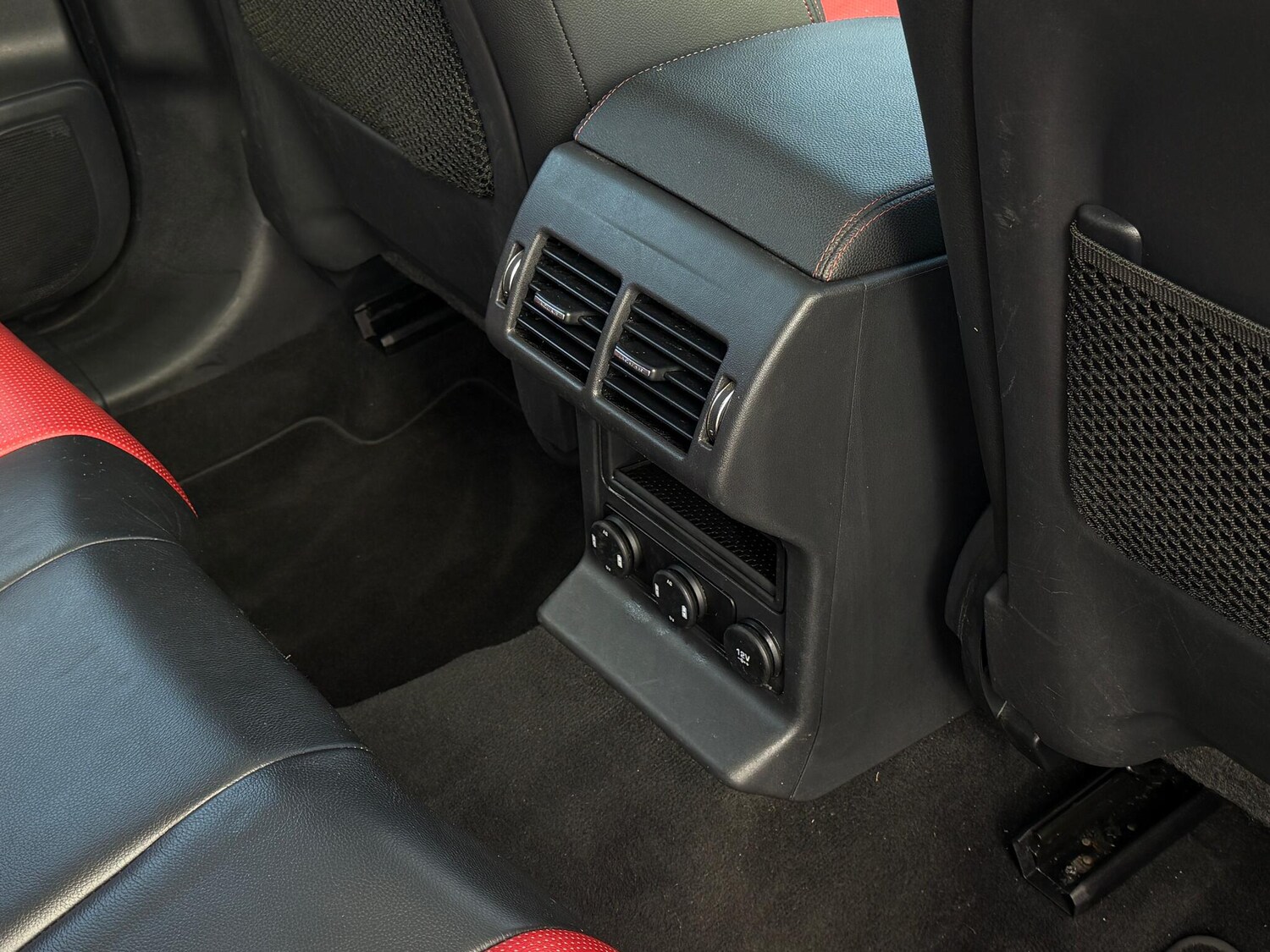 Used Jaguar F-Pace 2018 for sale - 77455073: Photo 16