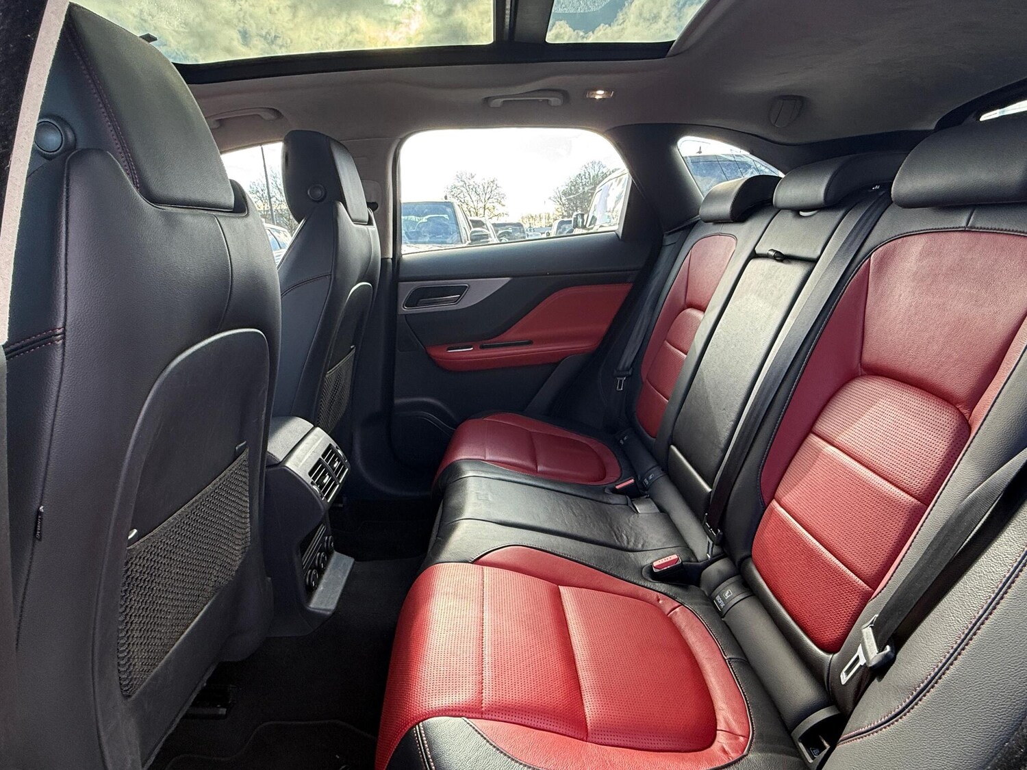 Used Jaguar F-Pace 2018 for sale - 77455073: Photo 28