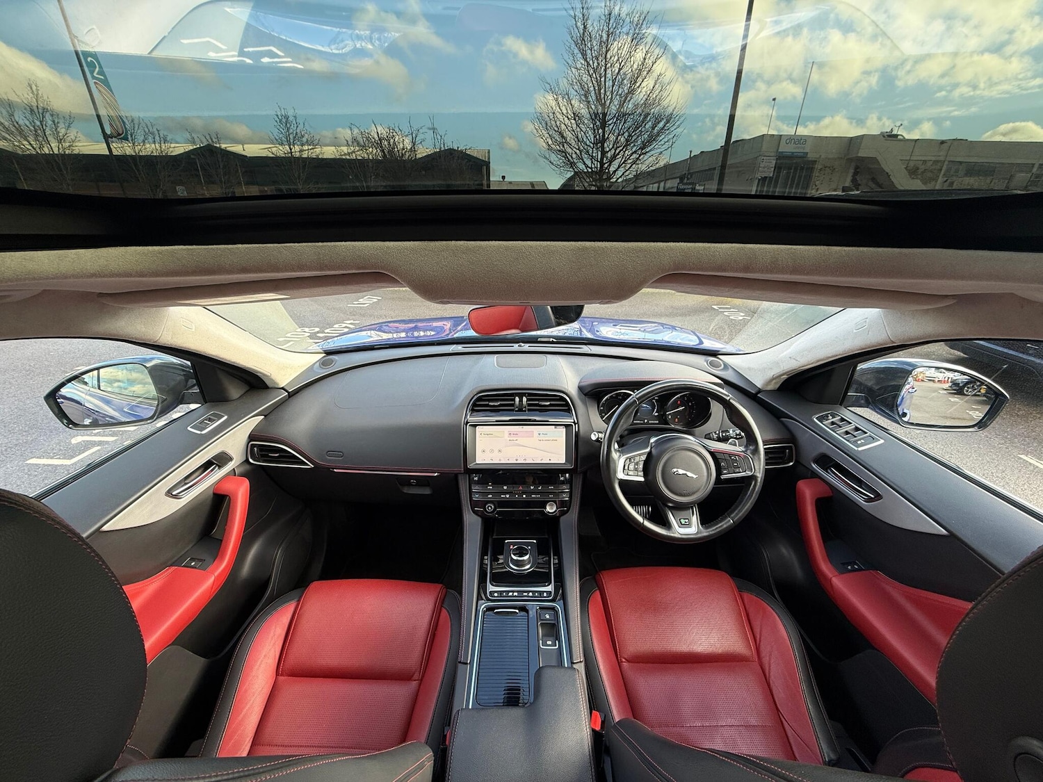 Used Jaguar F-Pace 2018 for sale - 77455073: Photo 3