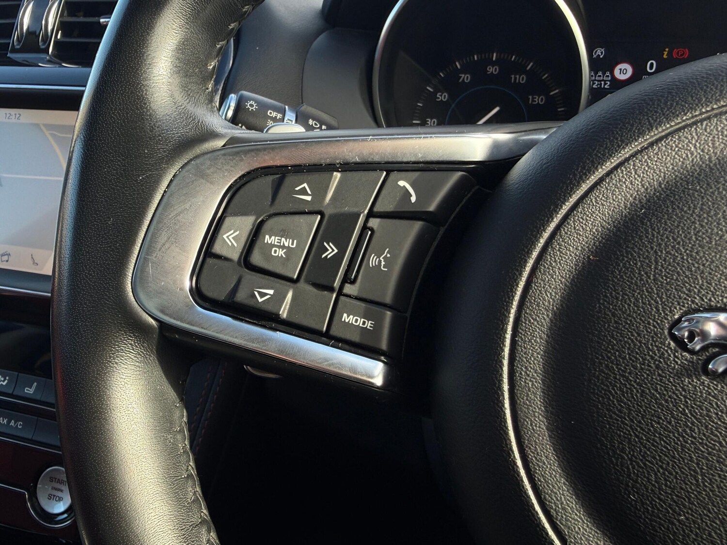 Used Jaguar F-Pace 2018 for sale - 77455073: Photo 35