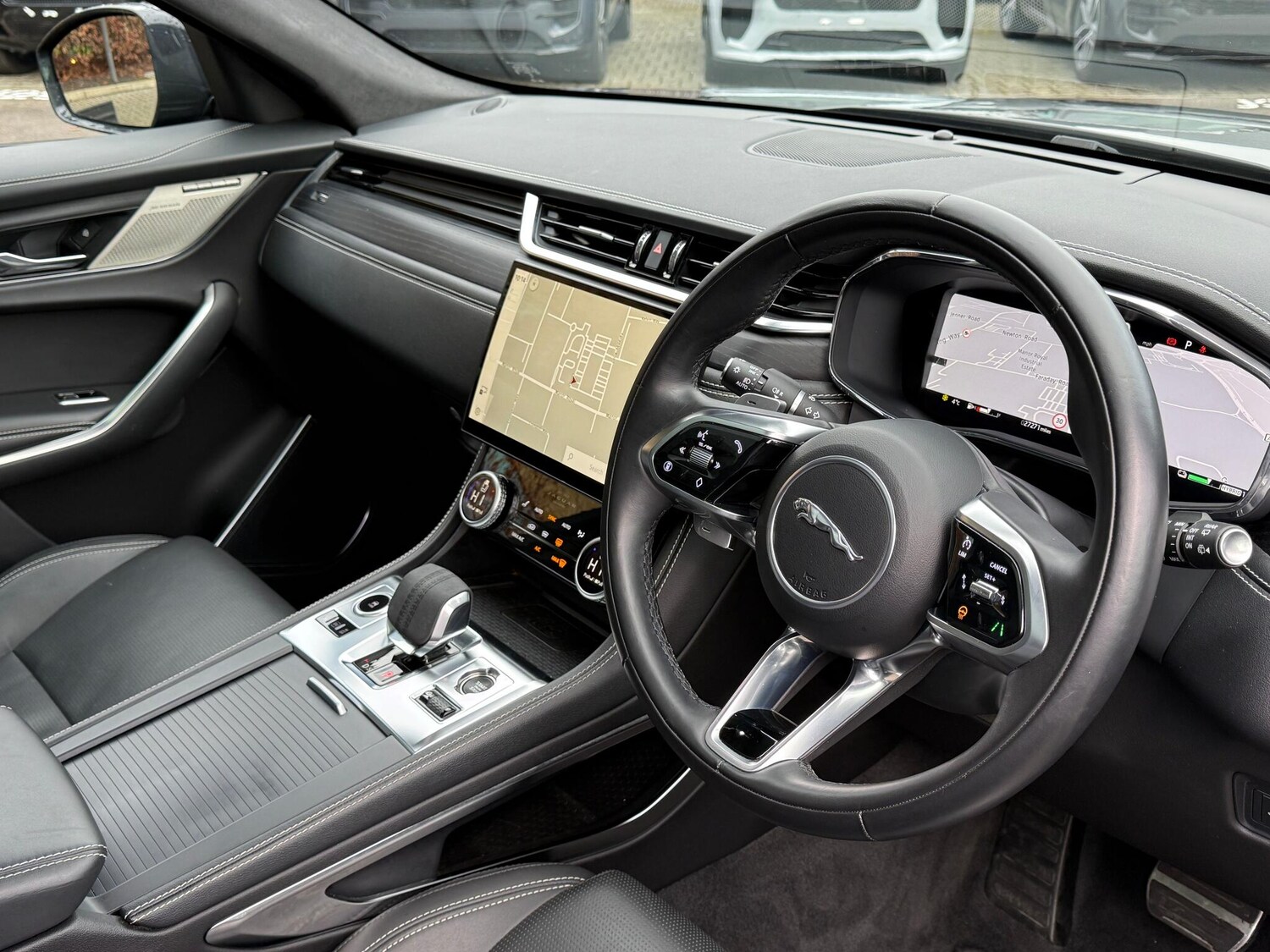 Used Jaguar F-Pace 2024 for sale - 77469303: Photo 33