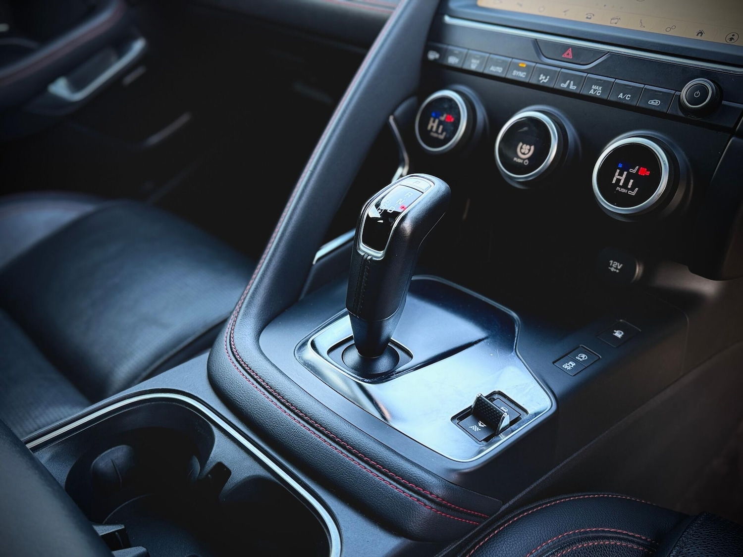 Used Jaguar E-Pace 2019 for sale - 76850013: Photo 24