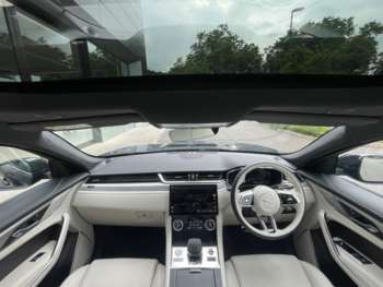 Used Jaguar F-Pace 2023 for sale - 75139942: Photo