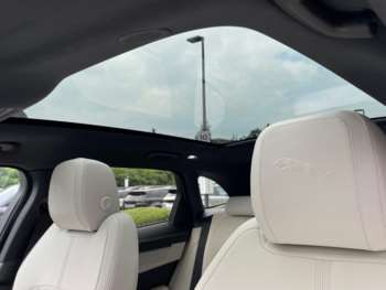 Used Jaguar F-Pace 2023 for sale - 75139942: Photo