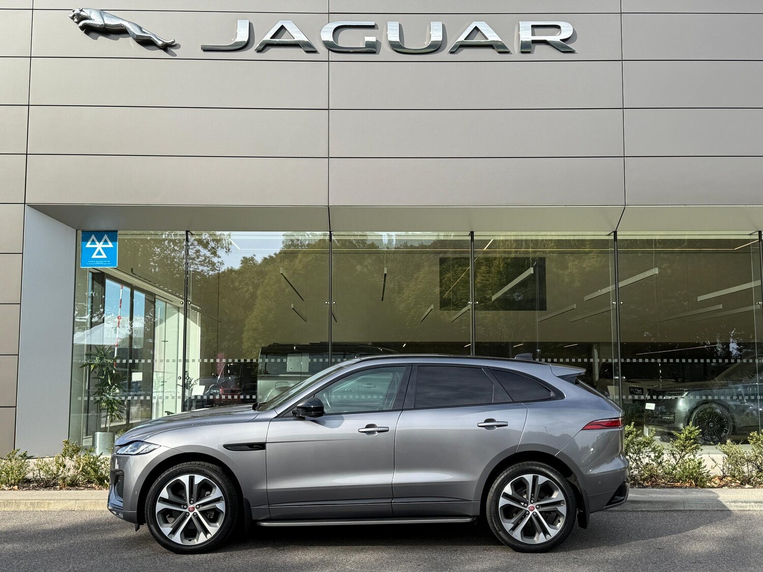 Used Jaguar F-Pace 2021 for sale - 76084836: Photo 11