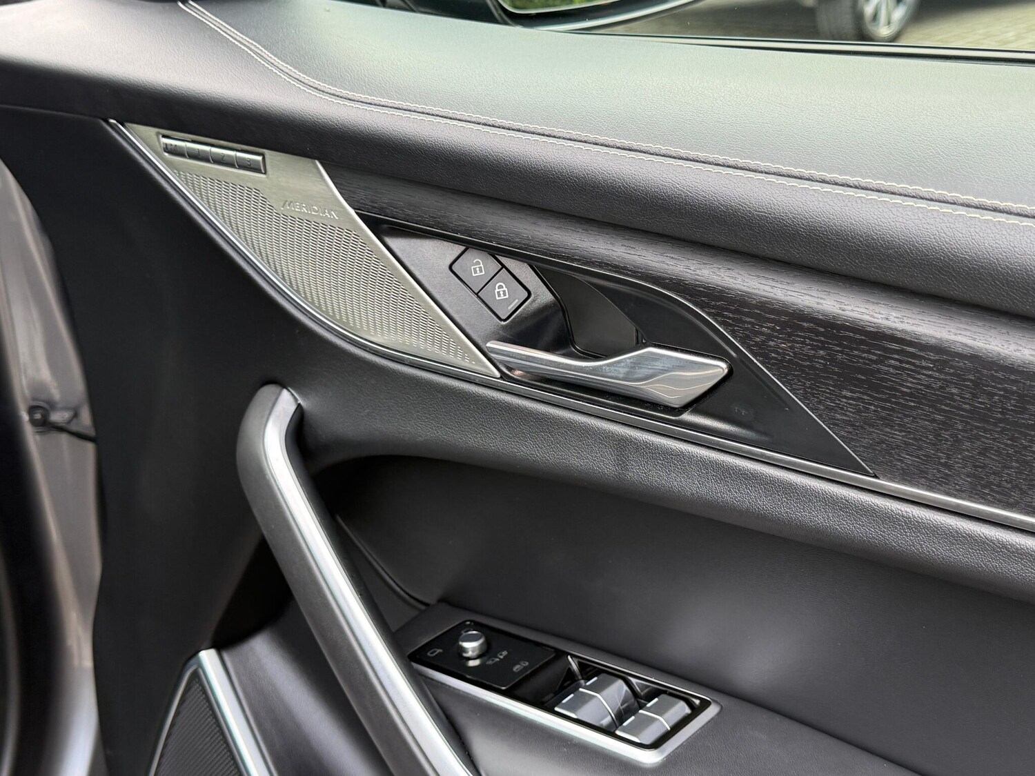 Used Jaguar F-Pace 2021 for sale - 76084836: Photo 28