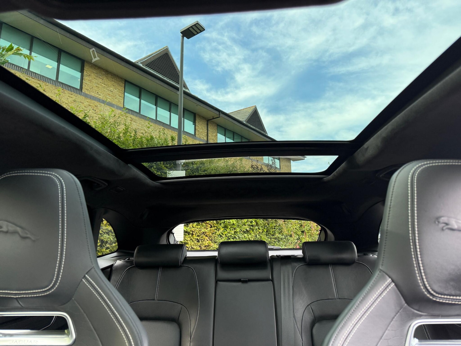 Used Jaguar F-Pace 2021 for sale - 76084836: Photo 29