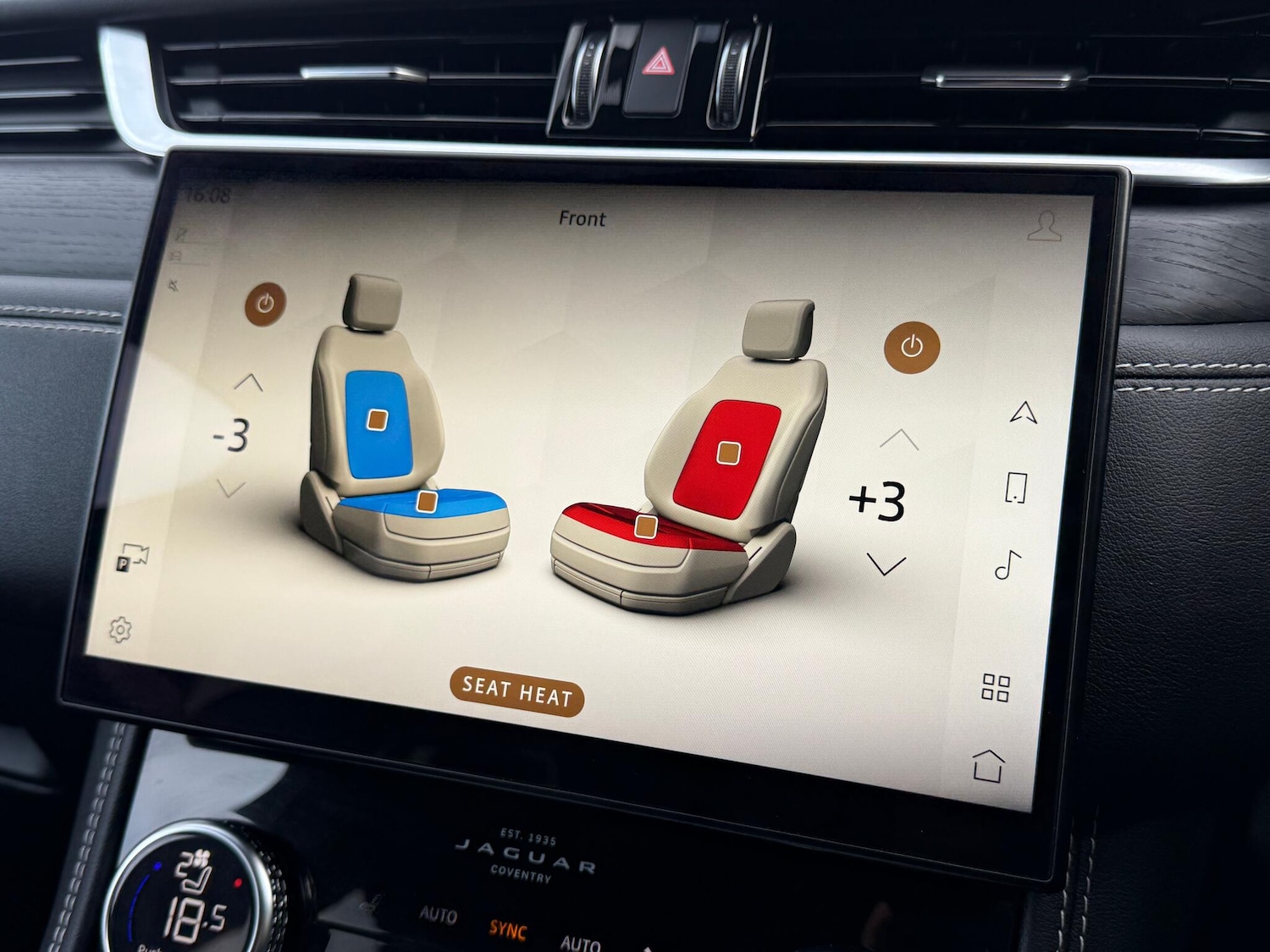 Used Jaguar F-Pace 2021 for sale - 76084836: Photo 32