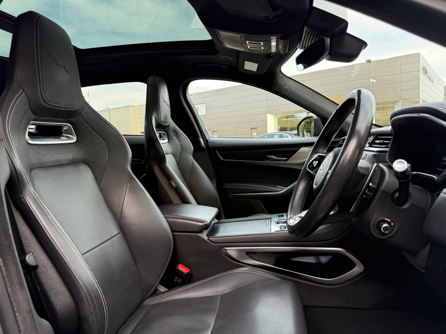 Used Jaguar F-Pace 2021 for sale - 76084836: Photo 46