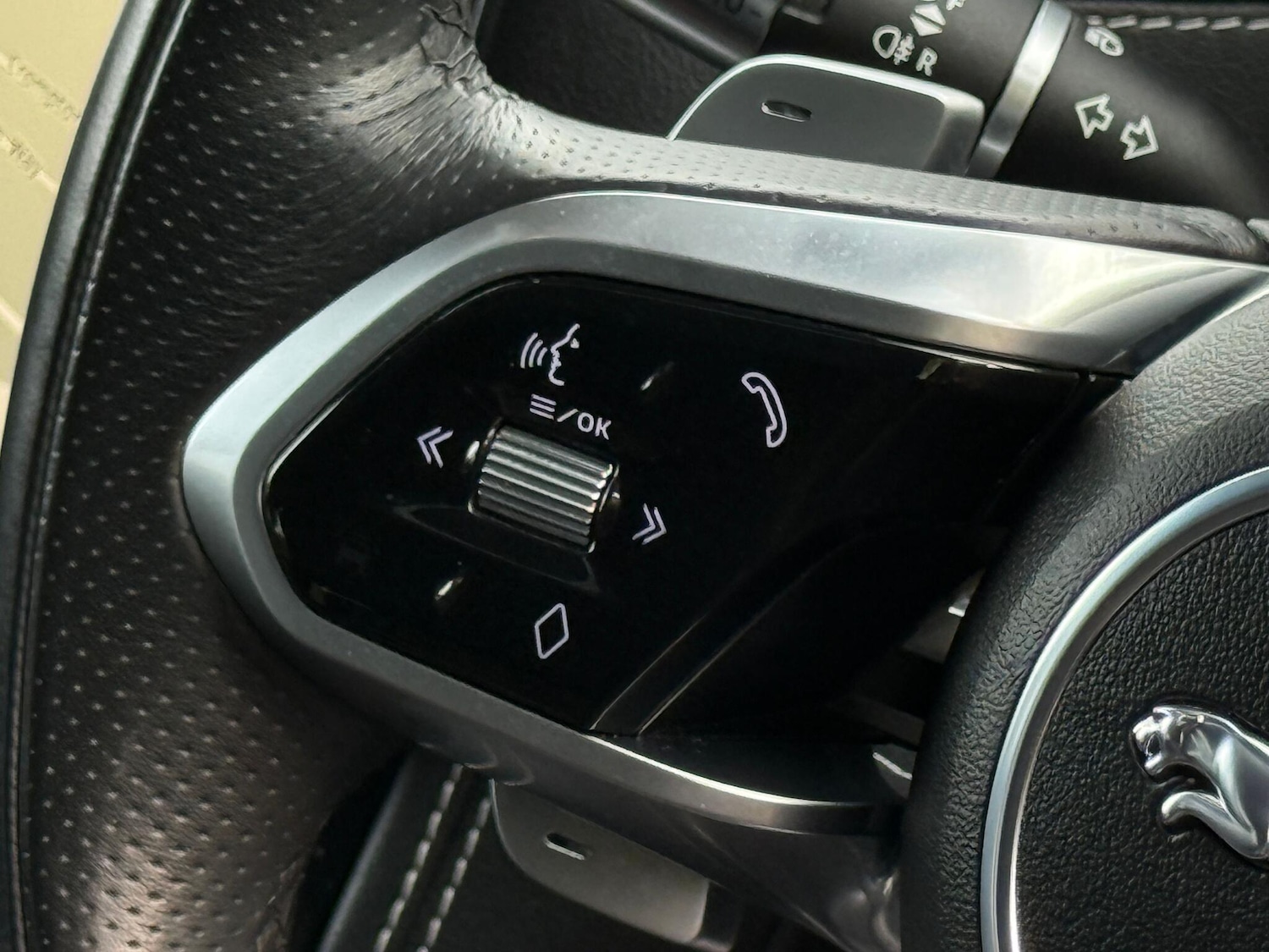 Used Jaguar F-Pace 2021 for sale - 76084836: Photo 50