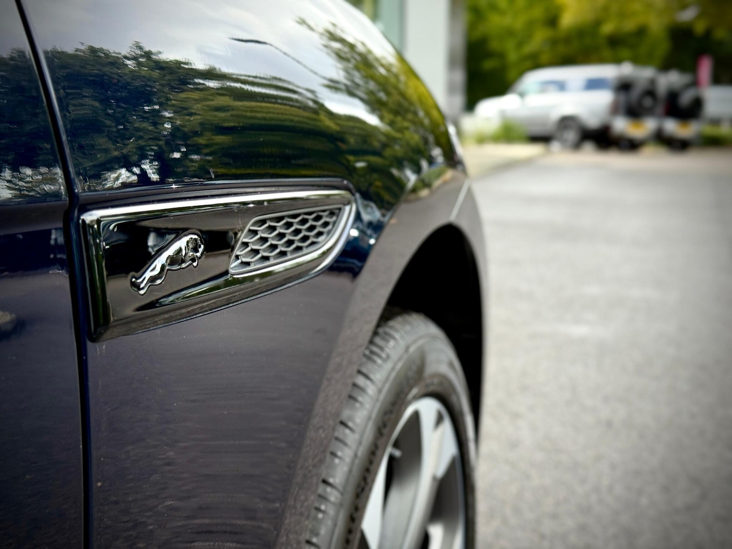 Used Jaguar F-Pace 2023 for sale - 76433121: Photo 11