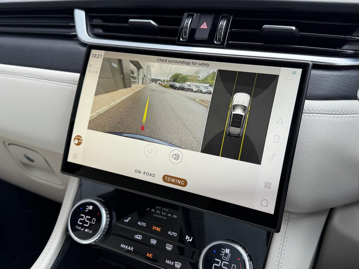 Used Jaguar F-Pace 2023 for sale - 76433121: Photo 23