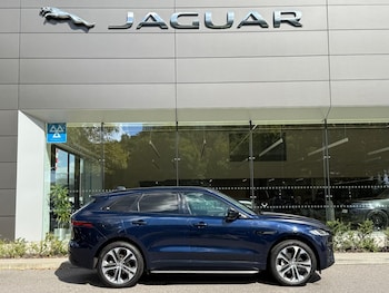 Used Jaguar F-Pace 2023 for sale - 76433121: Photo