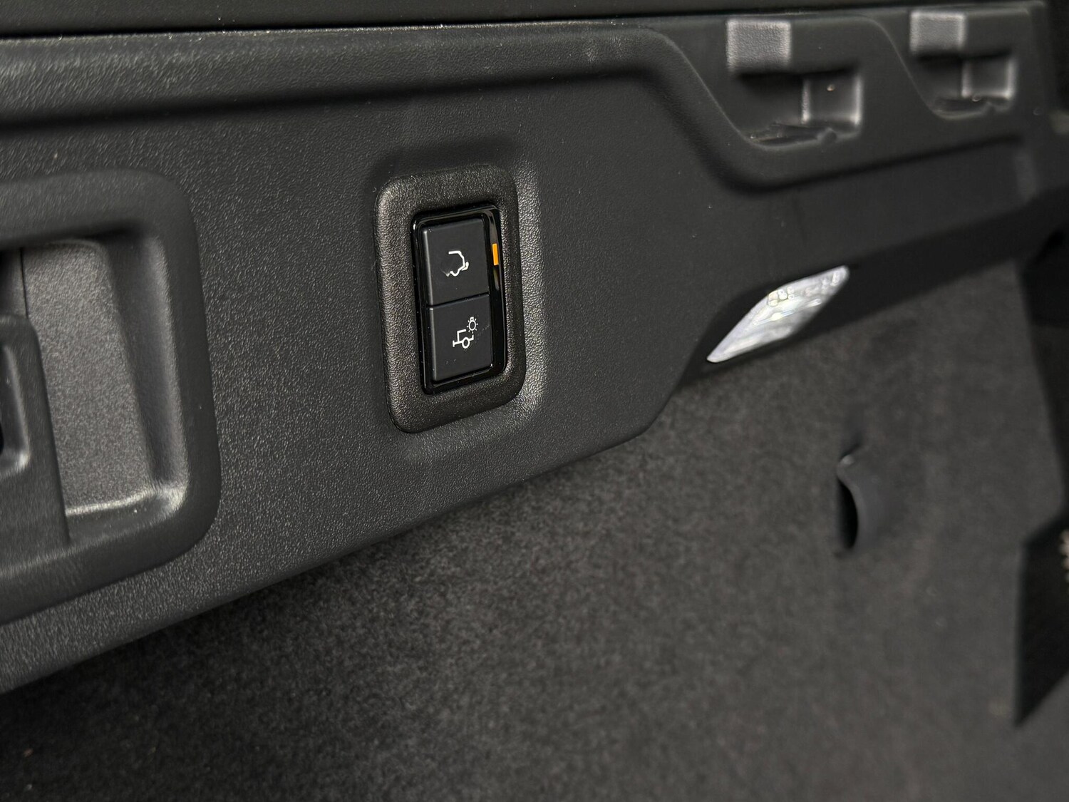 Used Jaguar F-Pace 2023 for sale - 76433121: Photo 41