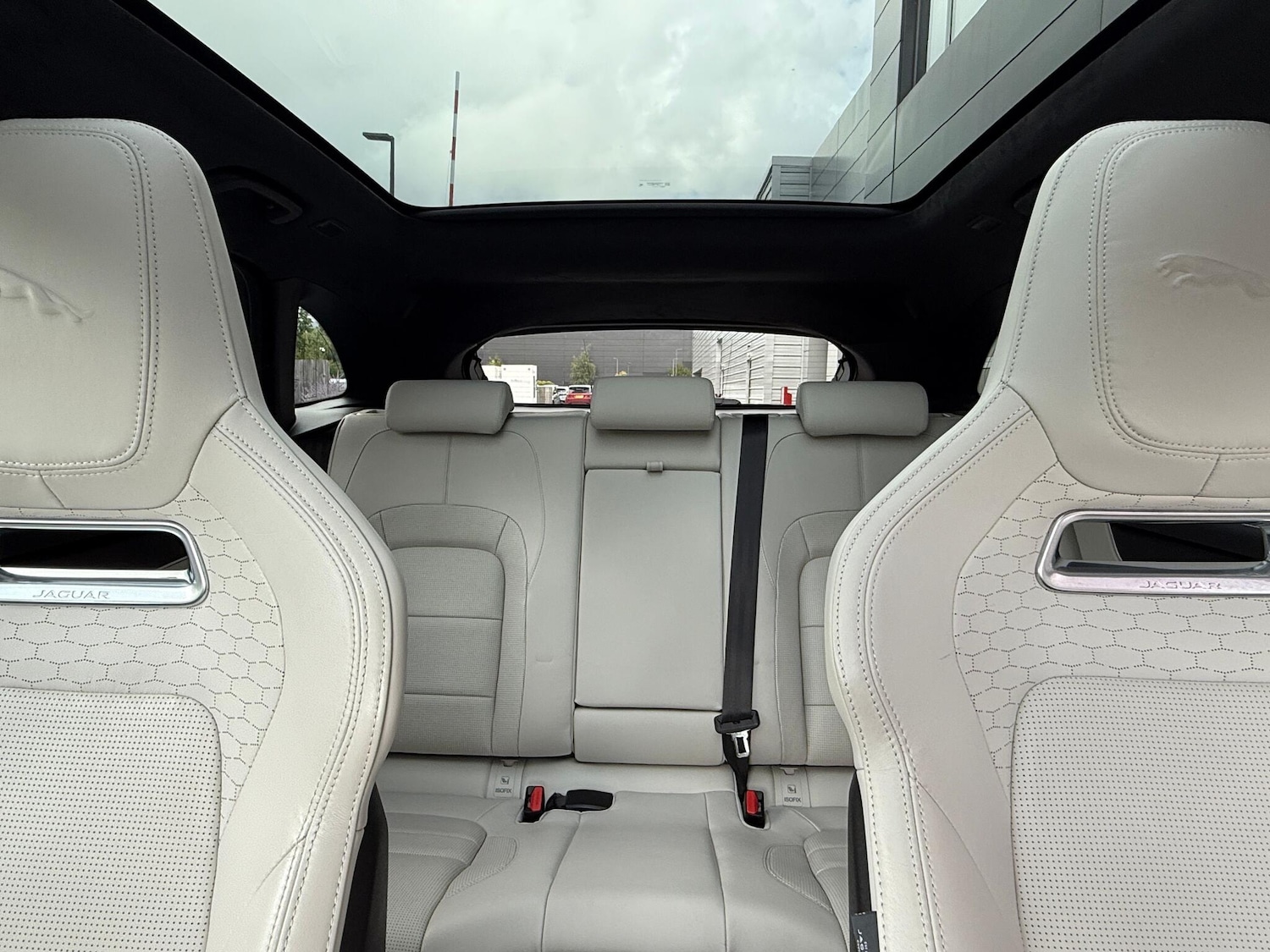 Used Jaguar F-Pace 2023 for sale - 76433121: Photo 48