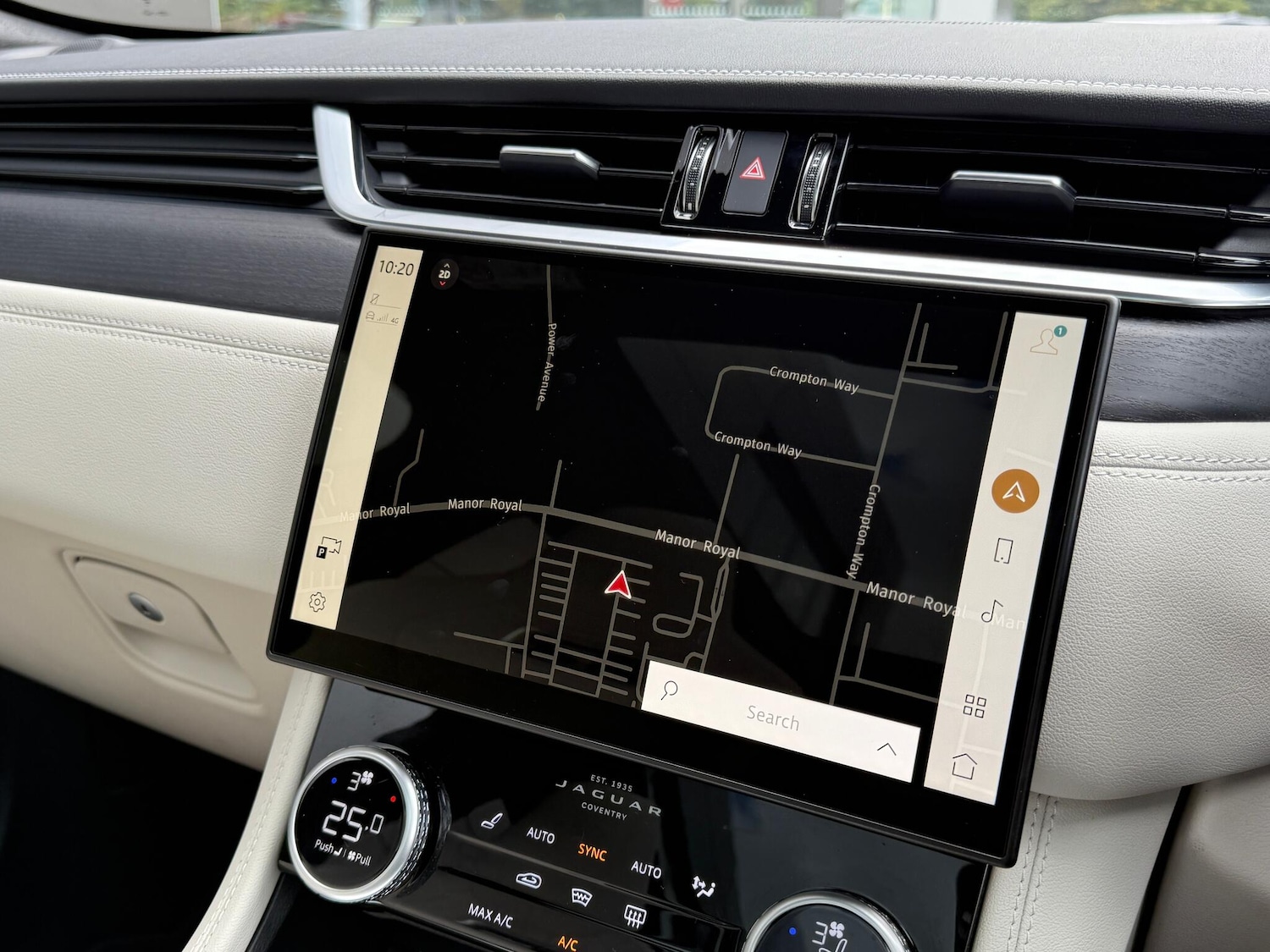 Used Jaguar F-Pace 2023 for sale - 76433121: Photo 5